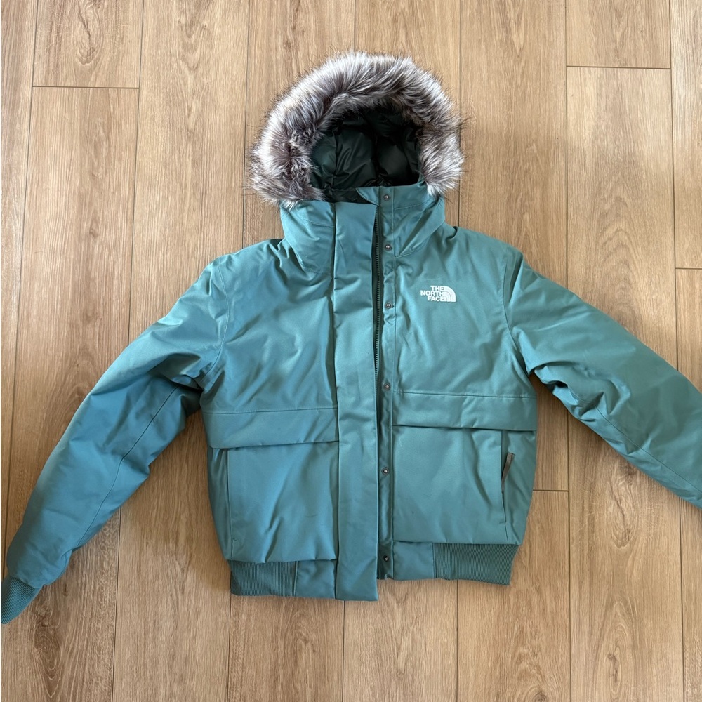 The North Face Women's Arctic Bomber Jacket - Sage - Picture 2 of 6